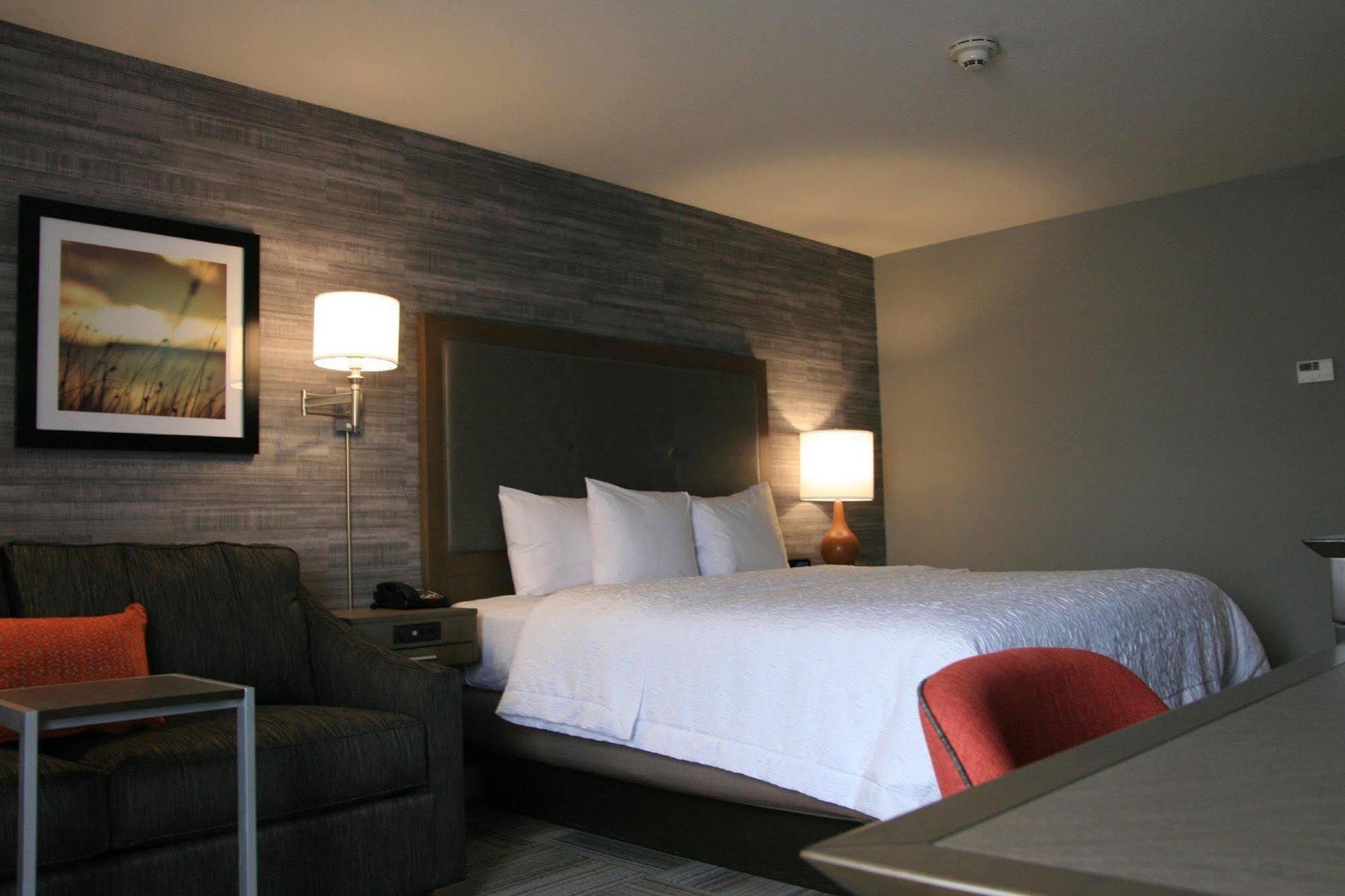 Hotel Hampton