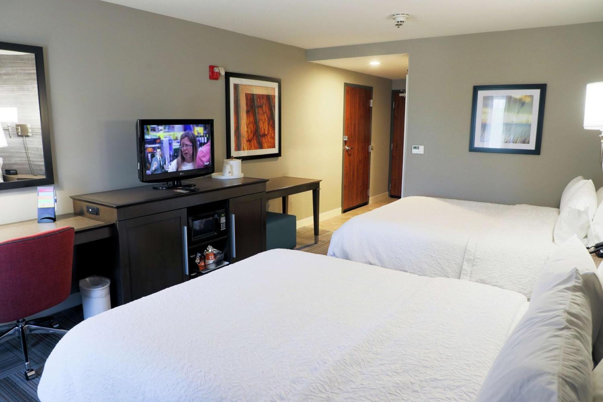 Hotel Hampton 3*